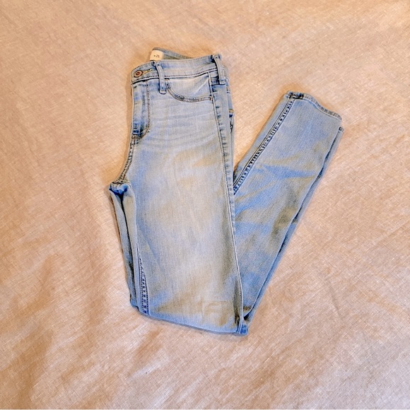 Hollister Denim - Hollister Jeans